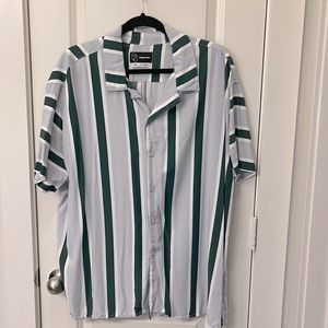 Striped short sleeve button up ax XXL